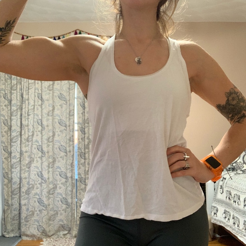 **SOLD** forever 21 white active top size small